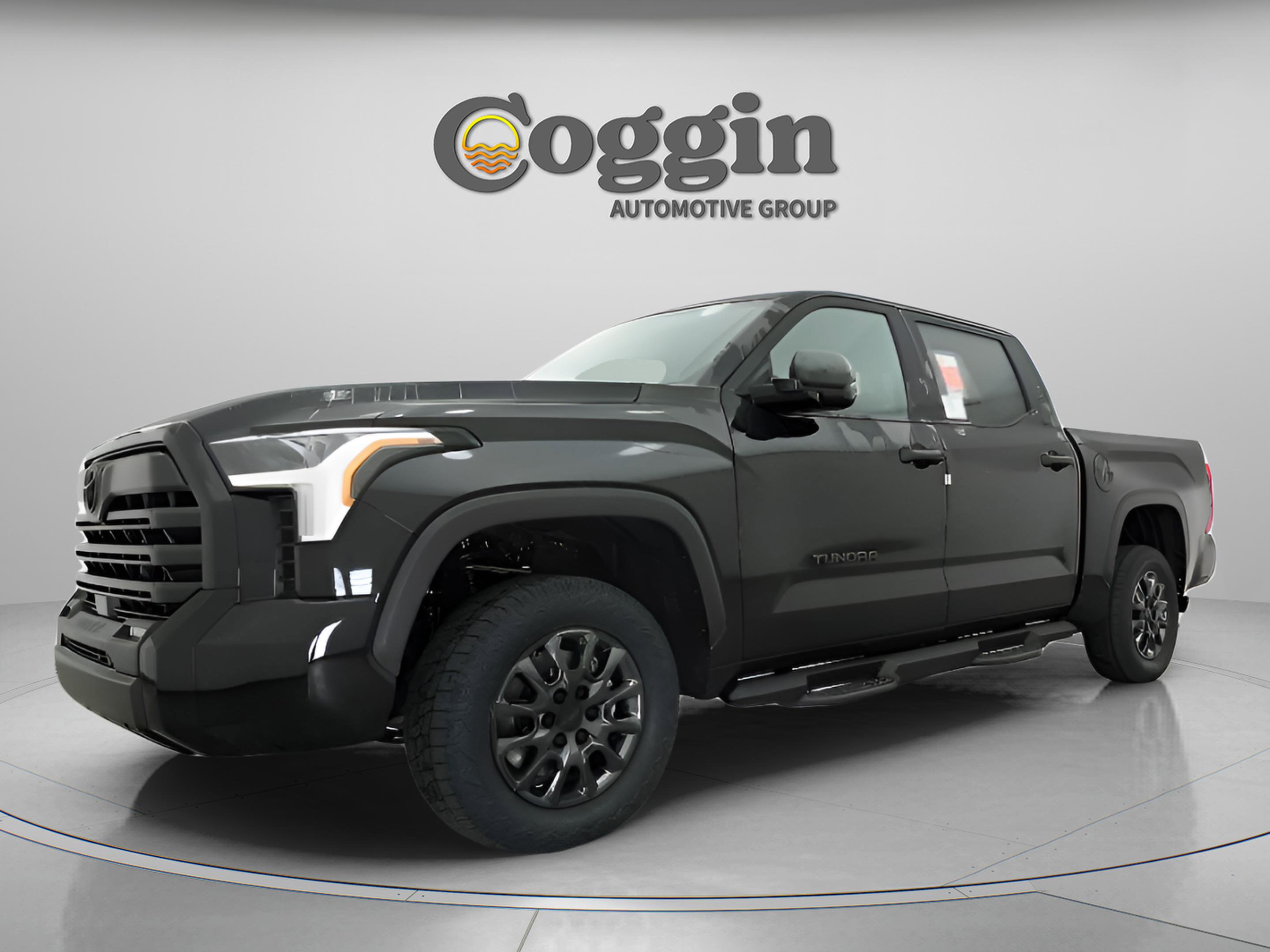 New 2026 Toyota Tundra SR5 w/ SR5 Convenience Package
