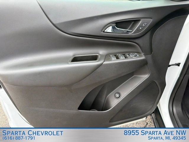 Used 2020 Chevrolet Equinox LT w/ Driver Convenience Package FWD image 14