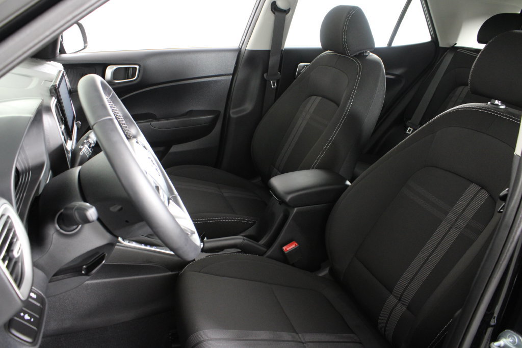 Certified 2026 Hyundai Venue SEL FWD image 19