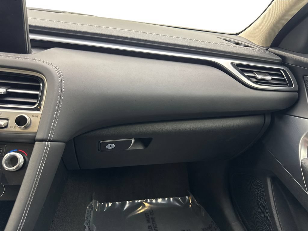Used 2025 Genesis G70 2.5T RWD image 58