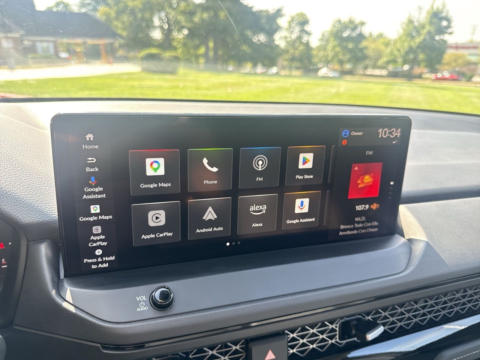 Used 2025 Honda Accord Touring image 13