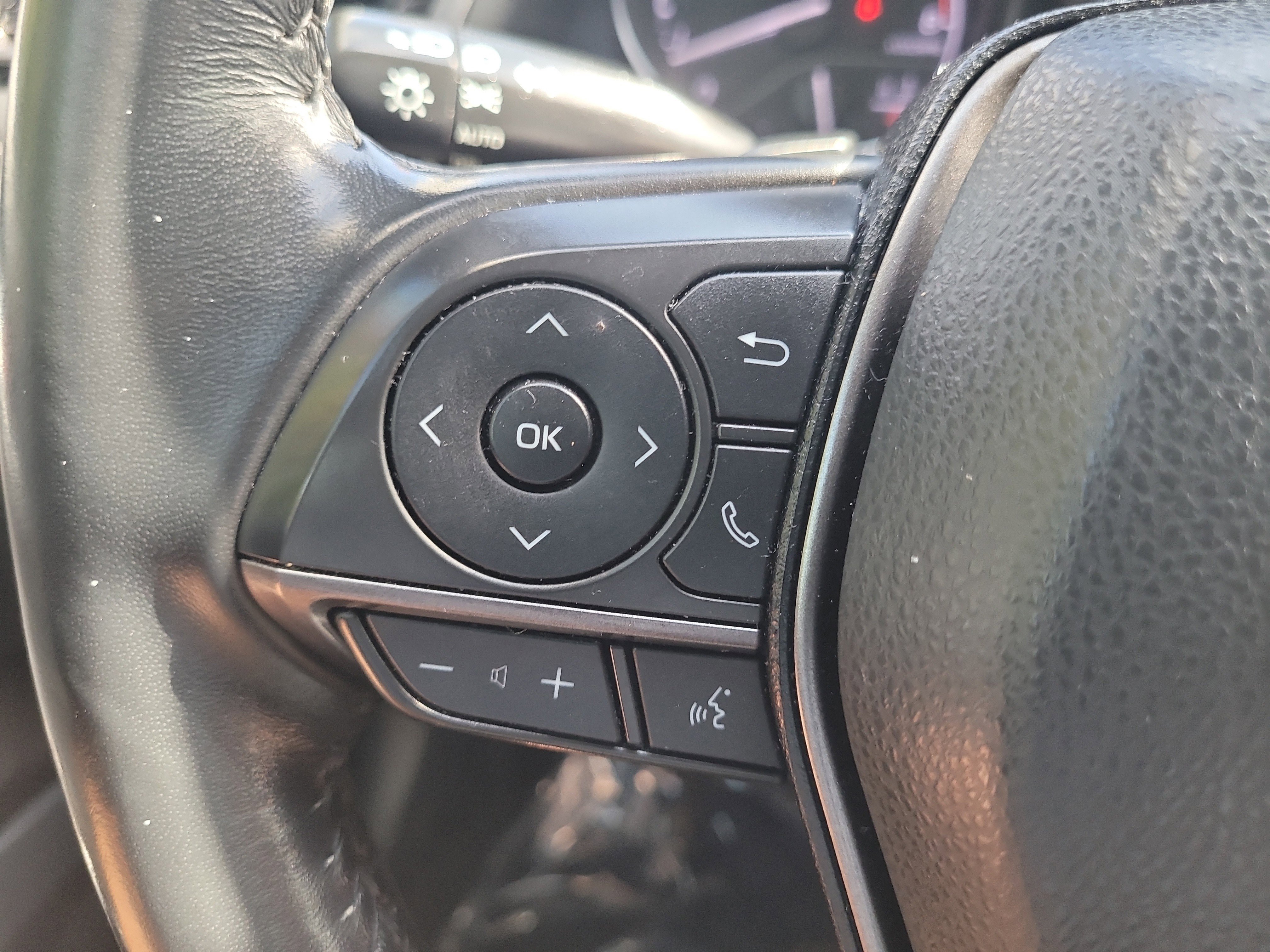 Used 2021 Toyota Camry SE image 27