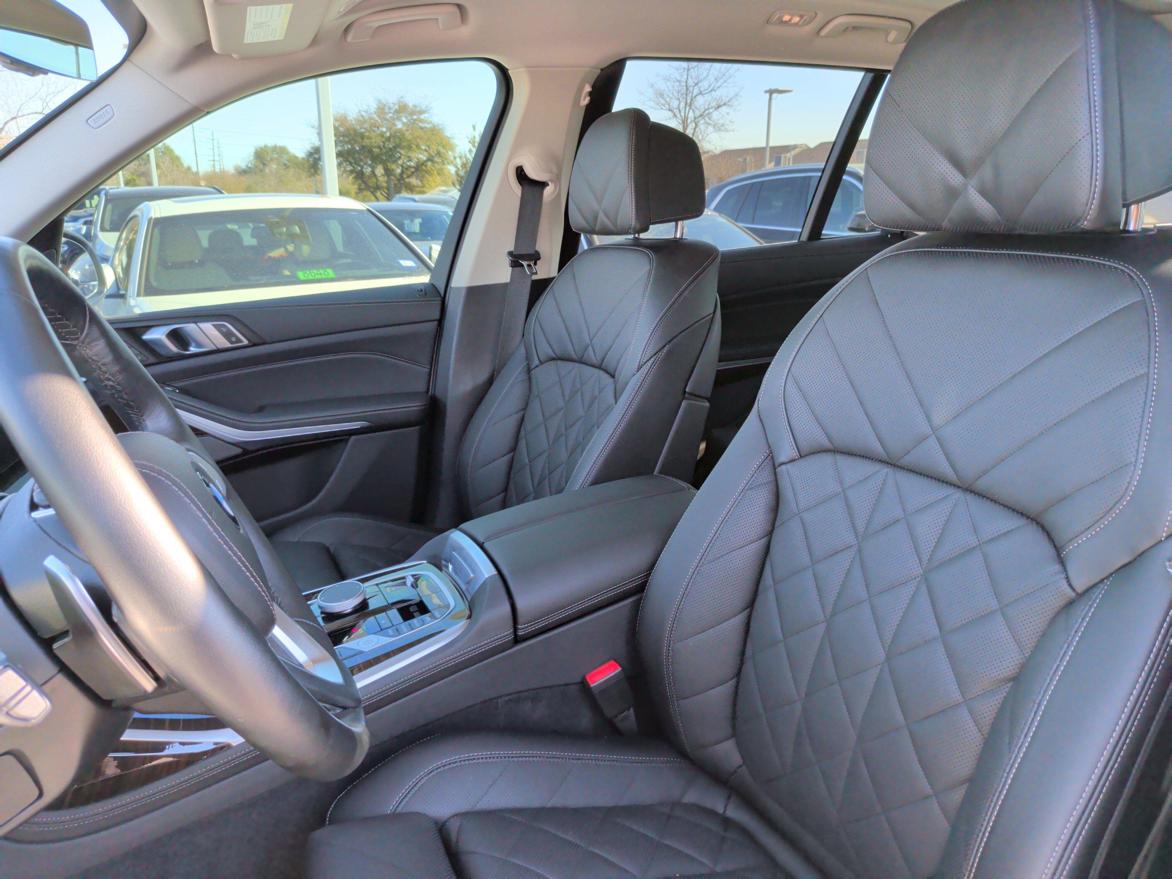 Certified 2024 BMW X7 xDrive40i w/ Premium Package image 27