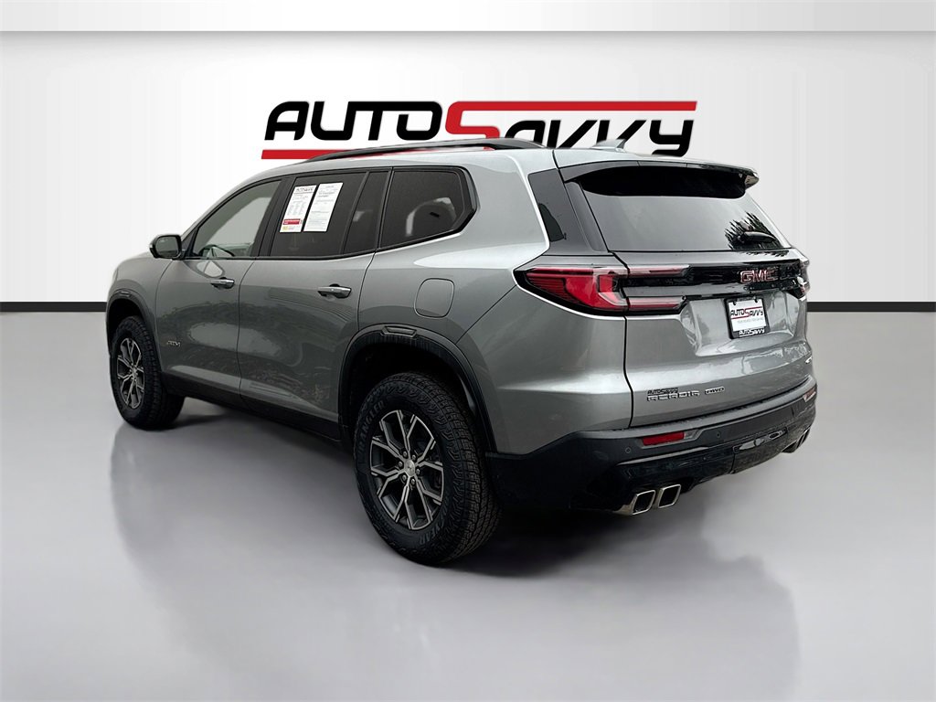 Used 2024 GMC Acadia AT4 w/ Luxury Package image 5