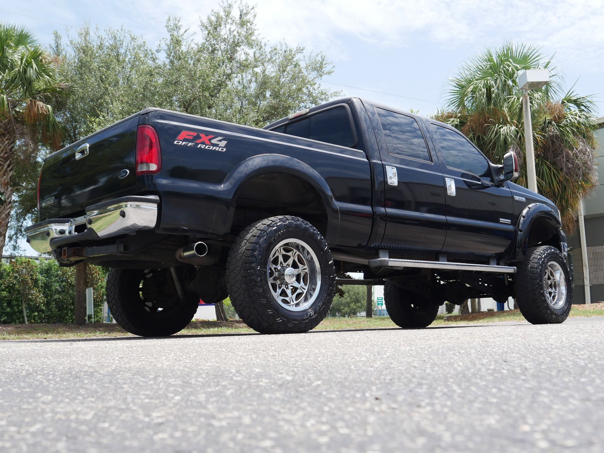 Used 2006 Ford F250 4x4 Crew Cab Super Duty image 46