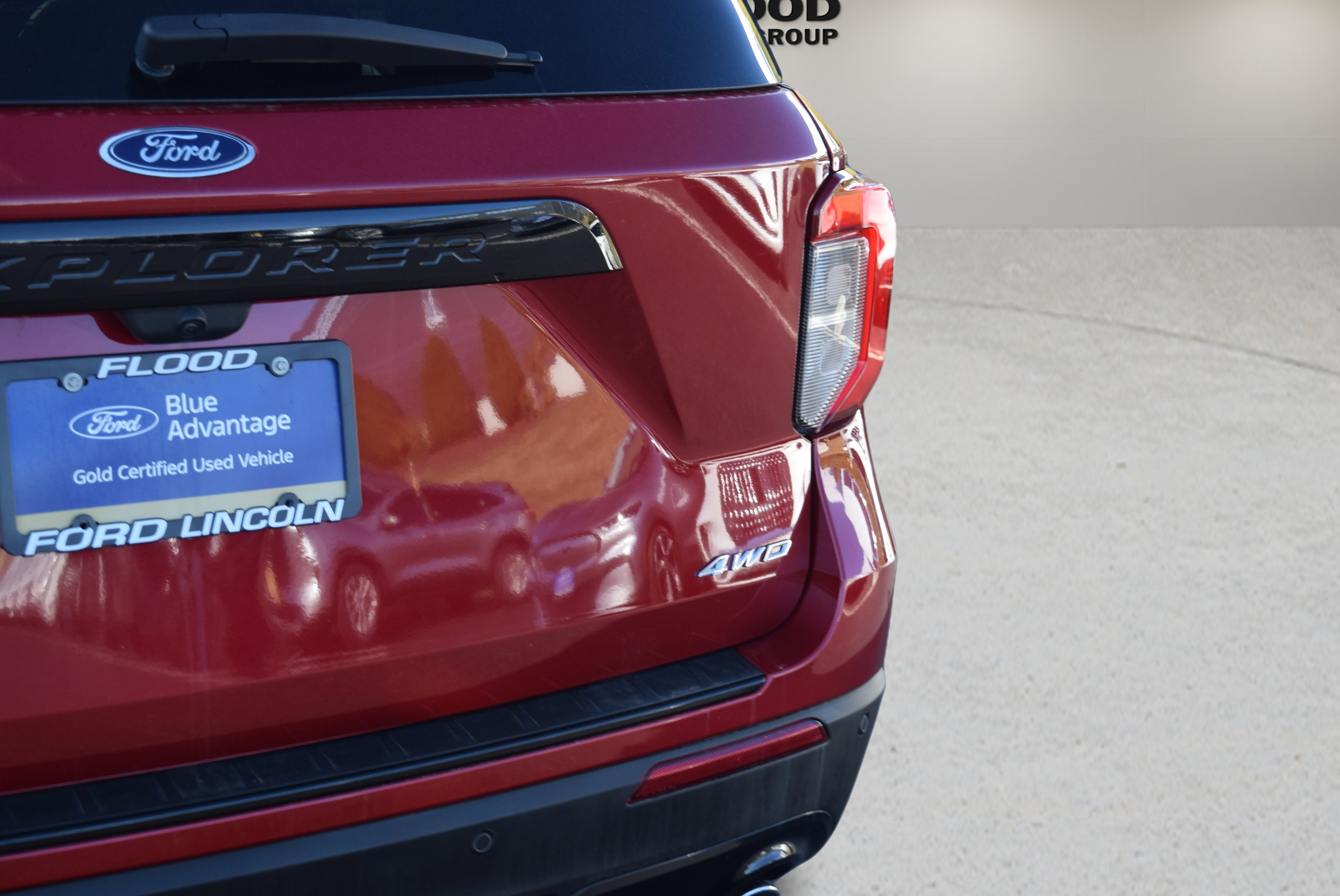 Used 2023 Ford Explorer ST-Line w/ Class IV Trailer Tow Package image 6