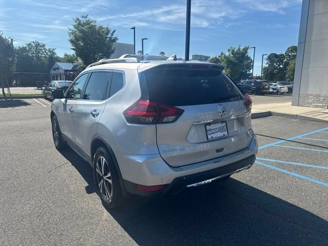 Used 2019 Nissan Rogue SV w/ Premium Package AWD/4WD image 6