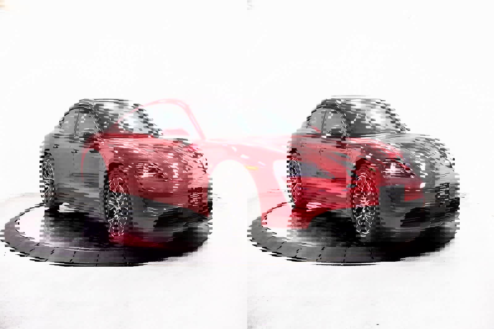 Certified 2024 Porsche Taycan image 9