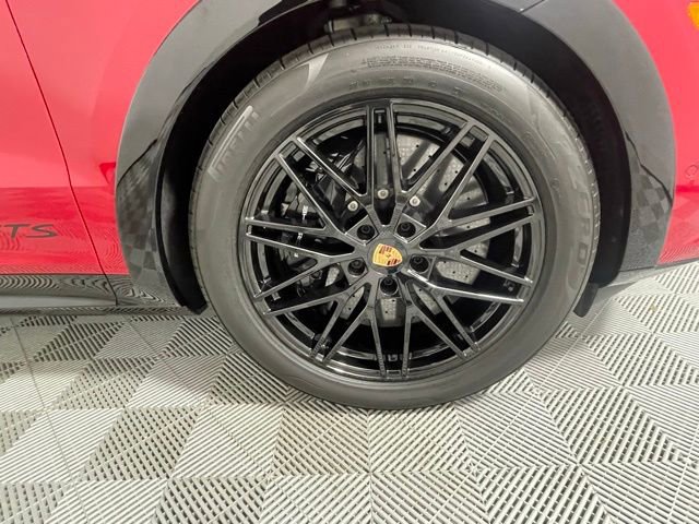 Used 2025 Porsche Cayenne GTS image 14