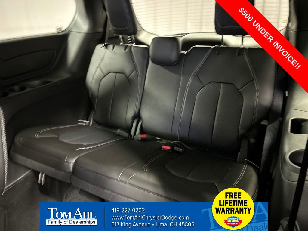 New 2026 Chrysler Voyager LX image 22