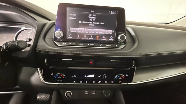 Used 2021 Nissan Rogue SV AWD/4WD image 23