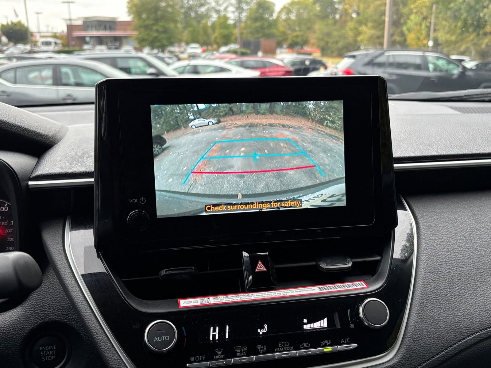 Used 2025 Toyota Corolla Cross LE image 17