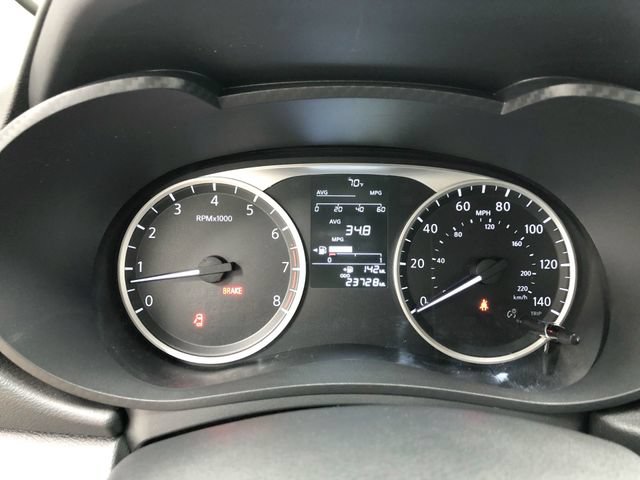 Used 2024 Nissan Versa S FWD image 17