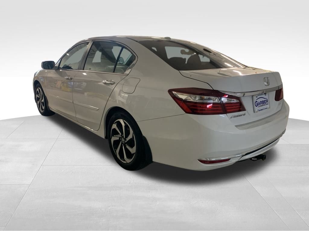 Used 2016 Honda Accord EX image 3