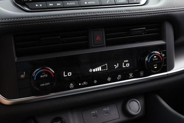 New 2026 Nissan Rogue SV image 15