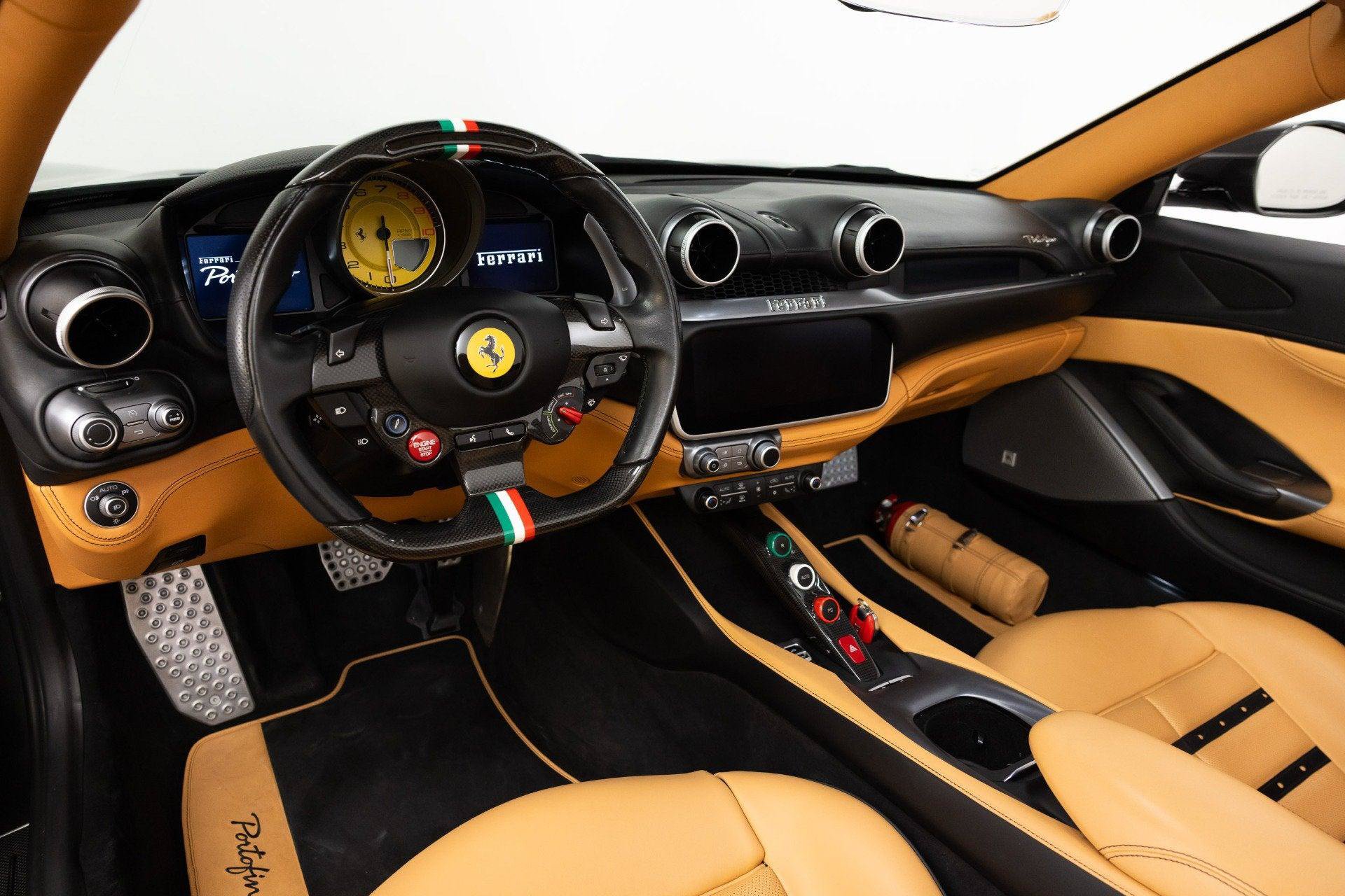 Used 2019 Ferrari Portofino RWD image 2