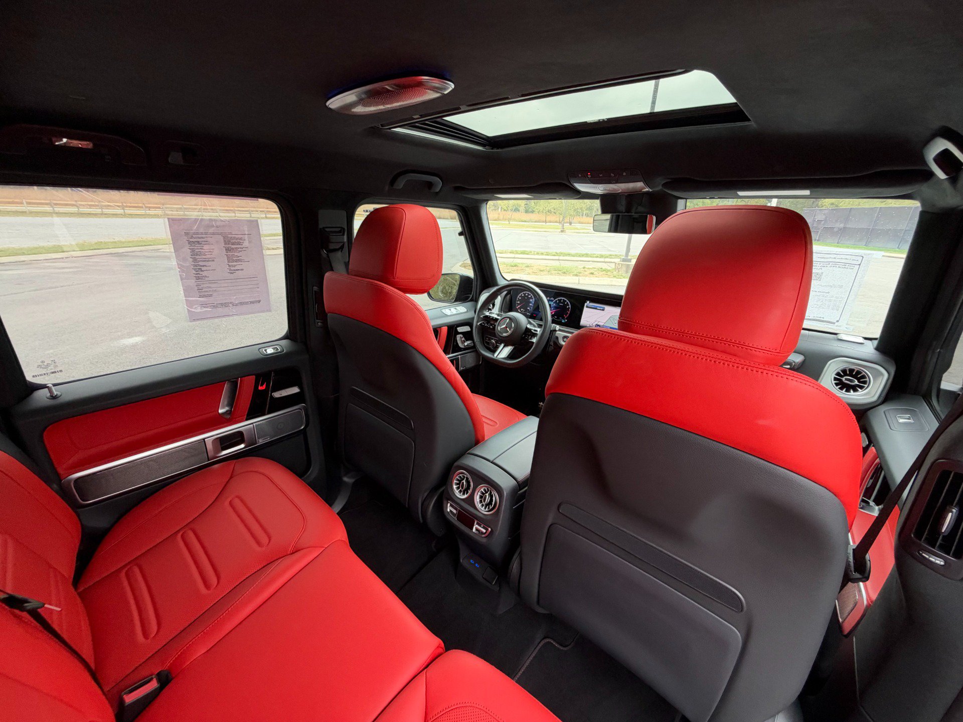 Used 2025 Mercedes-Benz G 550 image 20