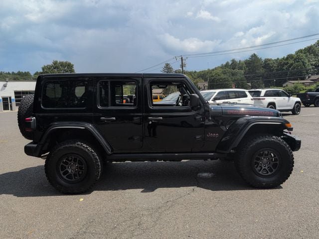 Certified 2022 Jeep Wrangler Unlimited Rubicon w/ Xtreme Recon 35" Tire Package AWD/4WD image 4