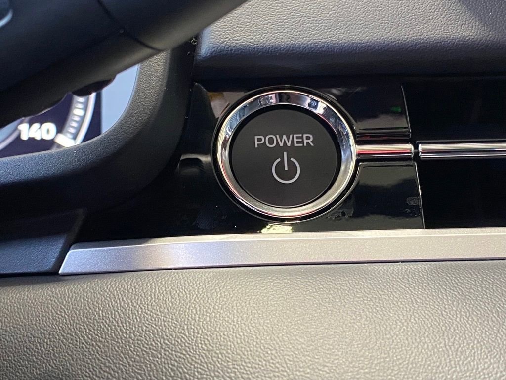 New 2023 Mitsubishi Outlander SEL image 54