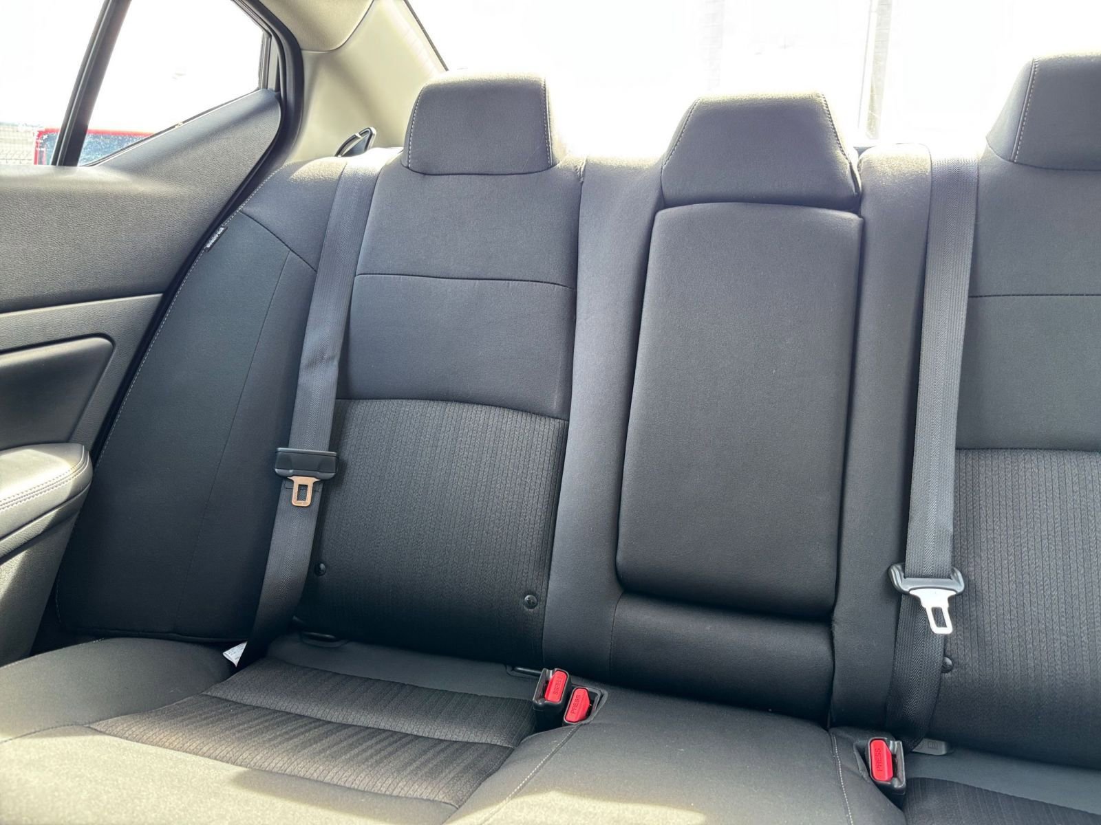 Used 2025 Nissan Altima 2.5 SV FWD image 40