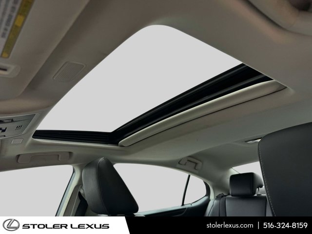 Used 2024 Lexus ES 350 w/ Premium Package FWD image 24