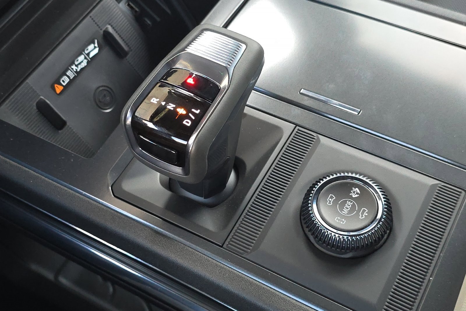 New 2026 GMC Hummer EV SUV w/ LPO, Sport Package image 25