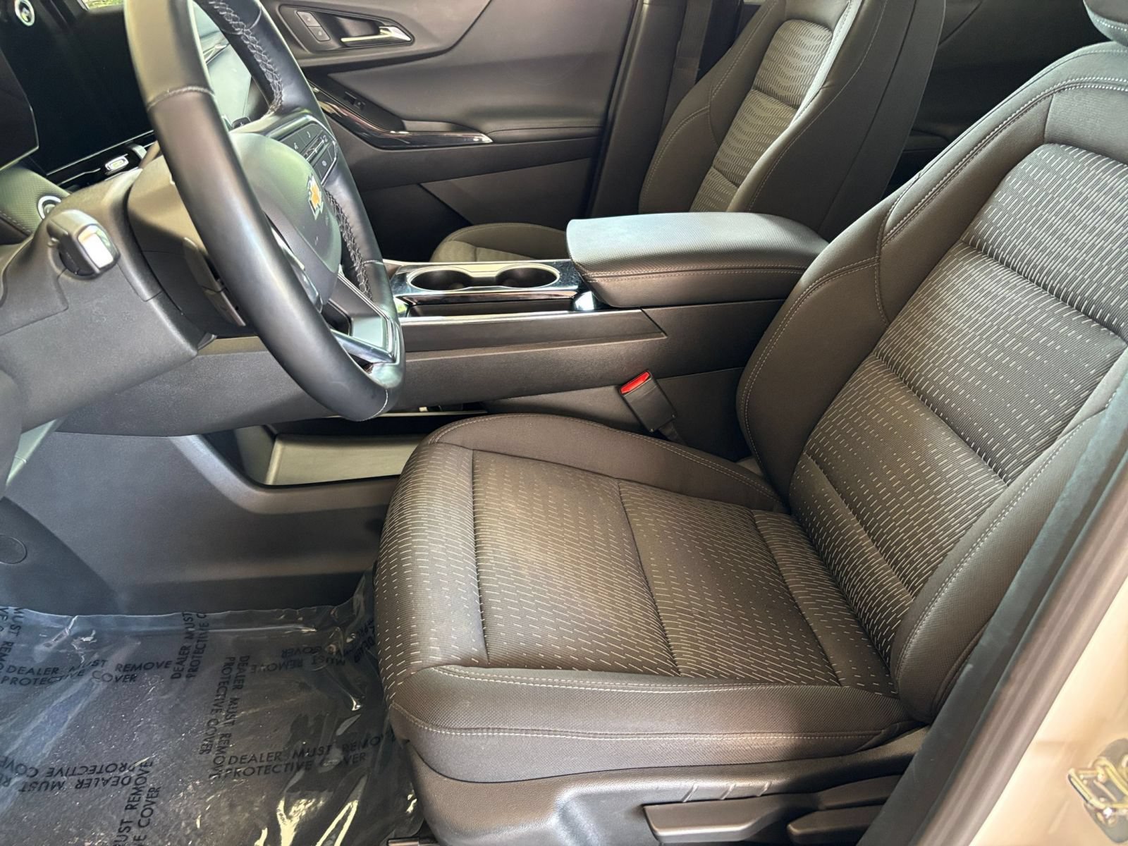 Used 2025 Chevrolet Equinox LT FWD image 29