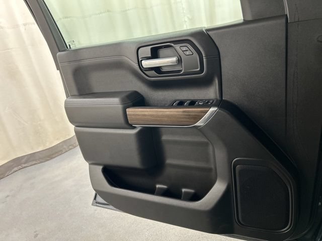 Used 2022 Chevrolet Silverado 1500 RST AWD/4WD image 19