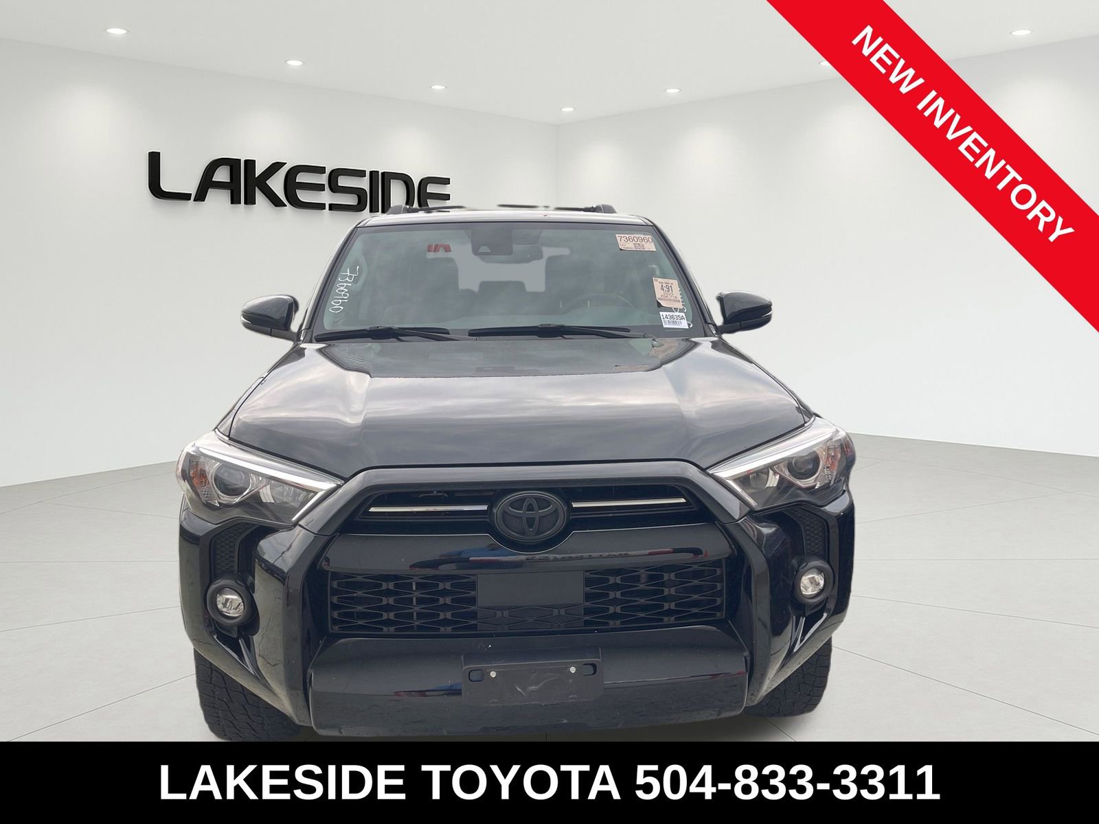 Used 2023 Toyota 4Runner SR5 Premium w/ Moonroof Package RWD image 8