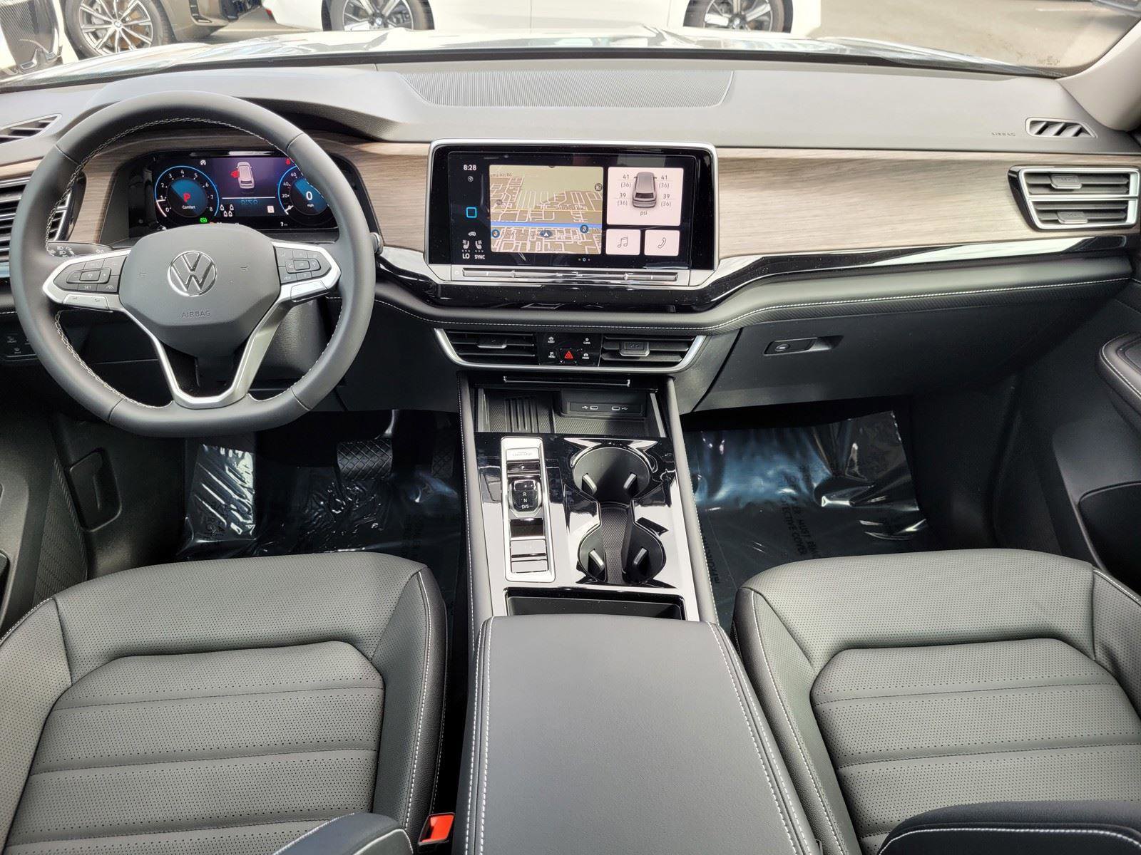 New 2026 Volkswagen Atlas SEL image 14