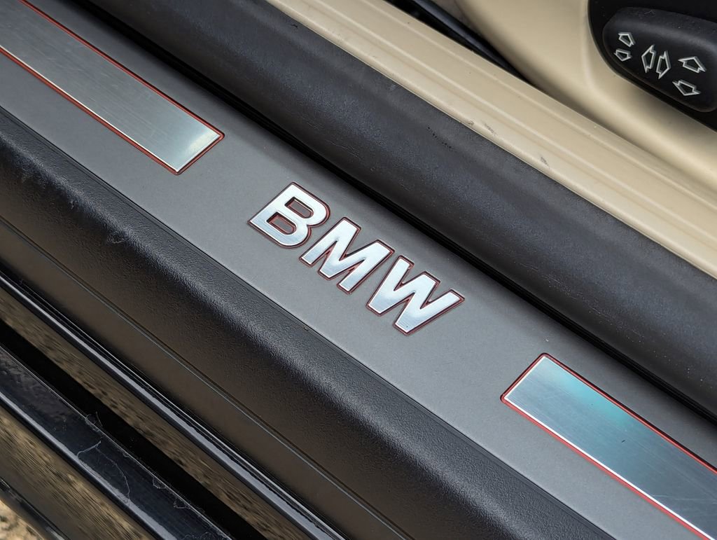 Used 2007 BMW 650i Convertible image 32