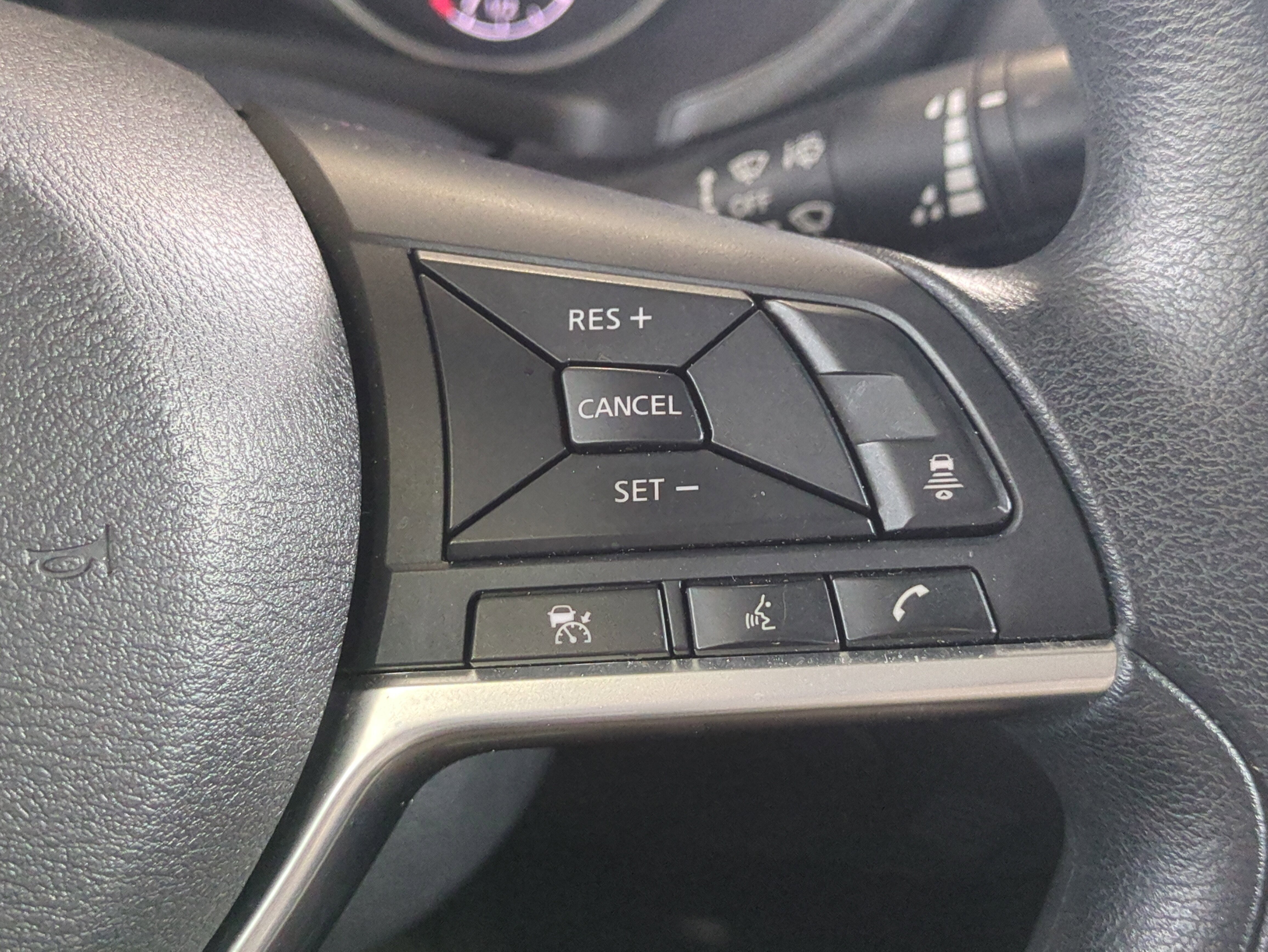 Used 2024 Nissan Sentra SV image 27