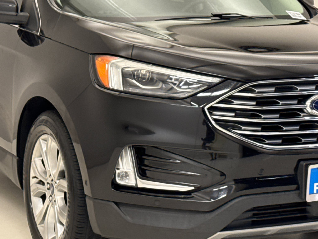 Used 2019 Ford Edge Titanium w/ Equipment Group 301A AWD/4WD image 5