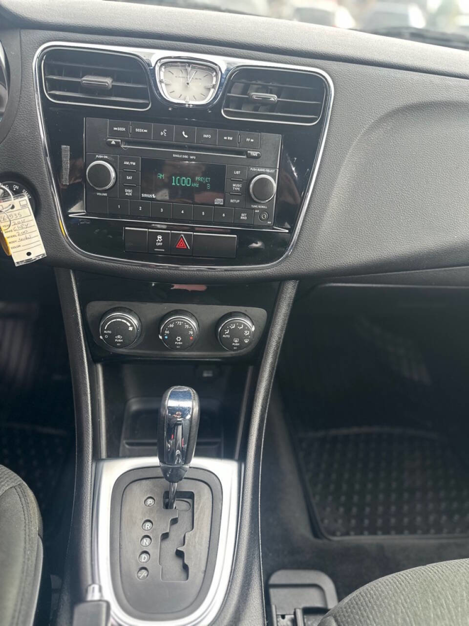 Used 2011 Chrysler 200 Touring image 17