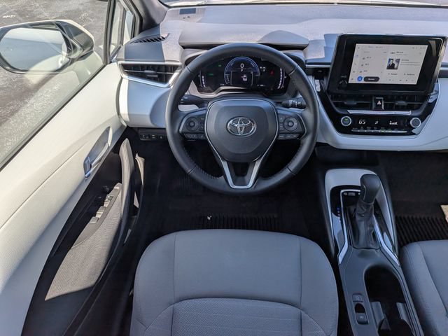 Used 2026 Toyota Corolla SE FWD image 14