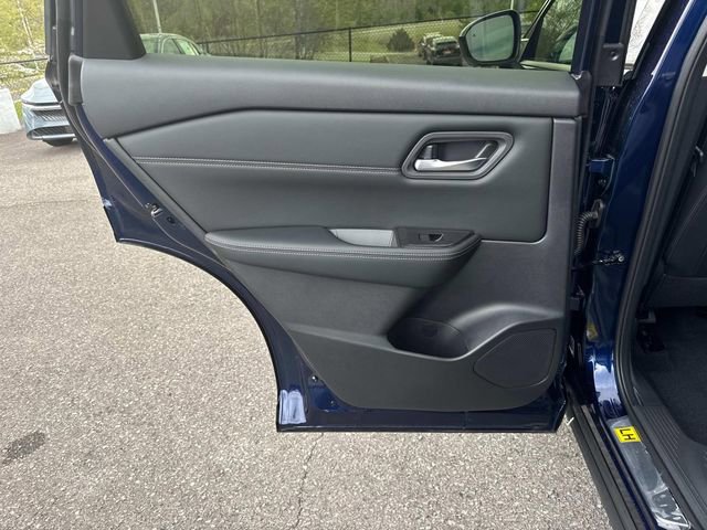 New 2026 Nissan Rogue Dark Armor image 15