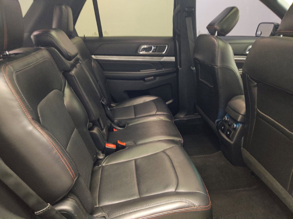 Used 2018 Ford Explorer Sport w/ Equipment Group 401A AWD/4WD image 19