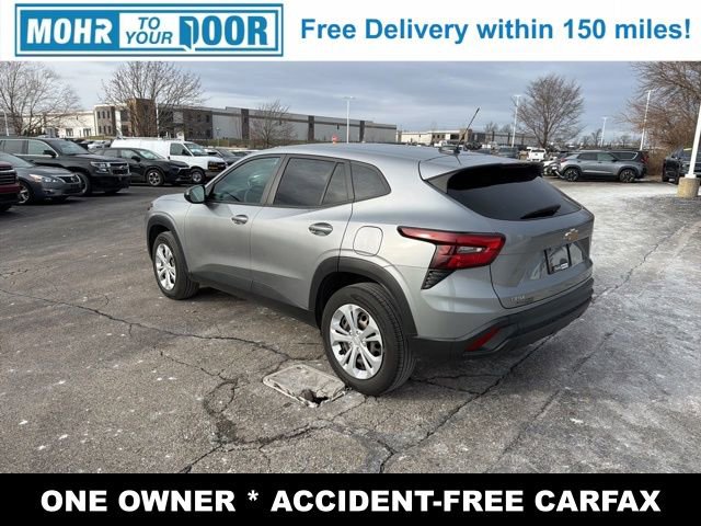 Used 2024 Chevrolet Trax LS w/ Driver Confidence Package image 3