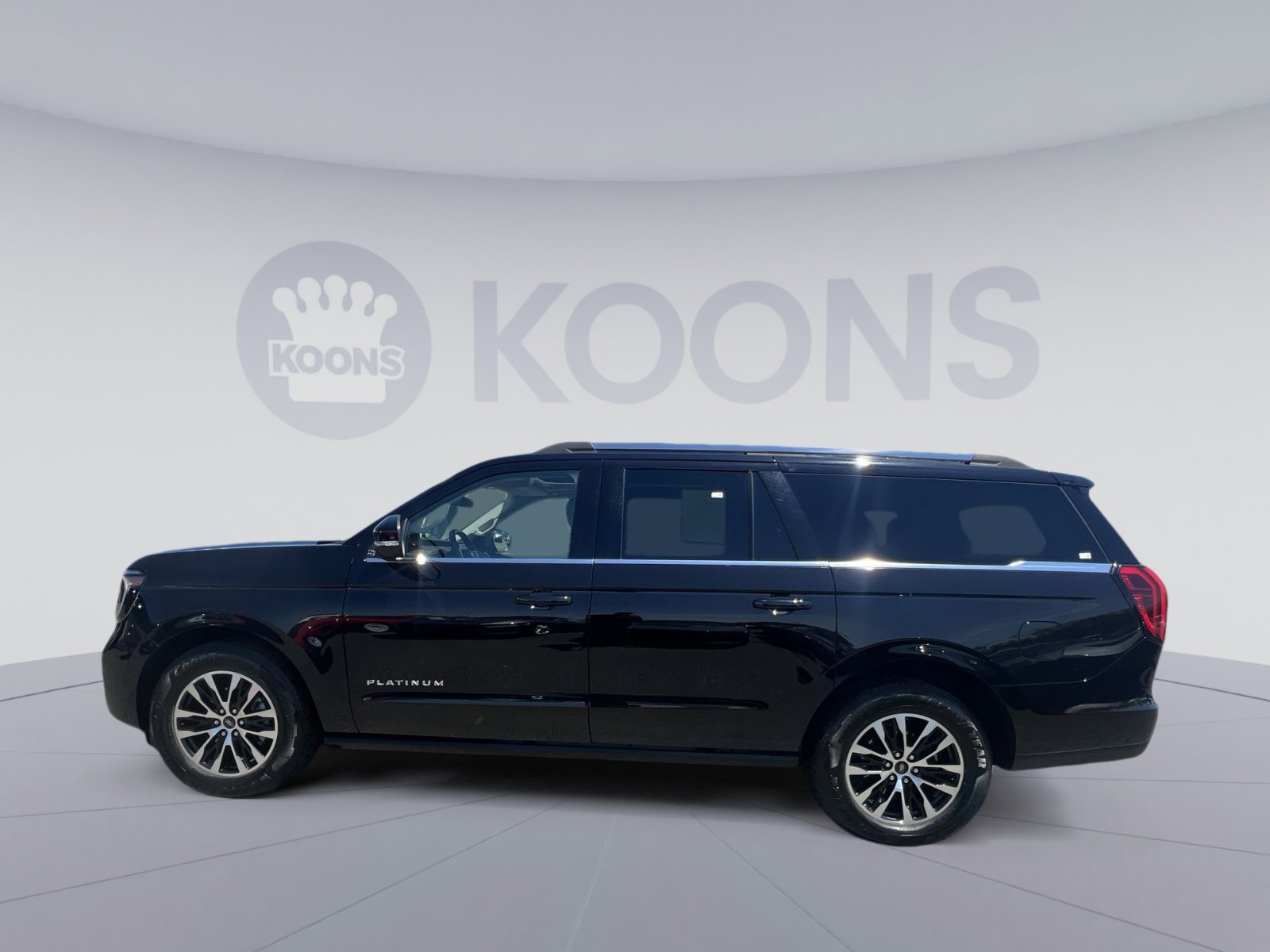 Used 2025 Ford Expedition Max Platinum AWD/4WD image 7