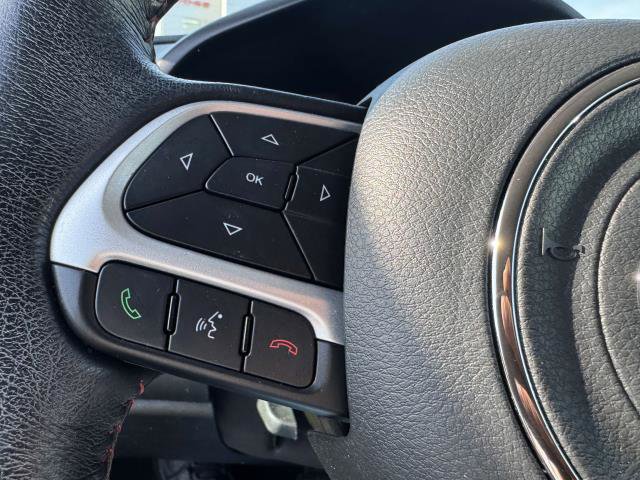 Used 2020 Jeep Renegade Trailhawk w/ Premium Leather Group image 17