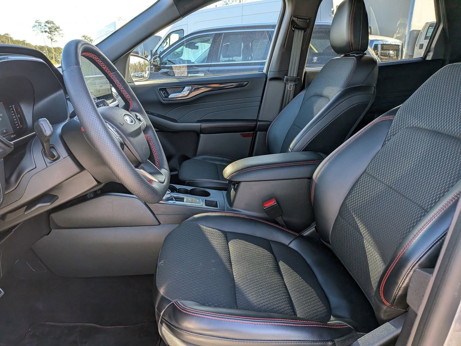 Certified 2023 Ford Escape ST-Line w/ Tech Pack #1 image 23