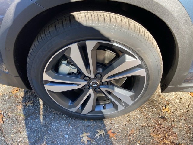 New 2026 Volvo V60 B5 Cross Country Plus w/ Climate Package image 9