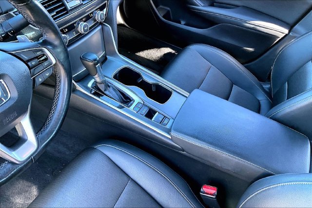 Used 2022 Honda Accord Sport image 18