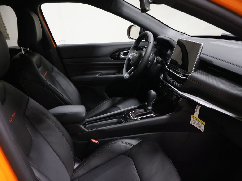 New 2026 Jeep Compass Trailhawk image 18