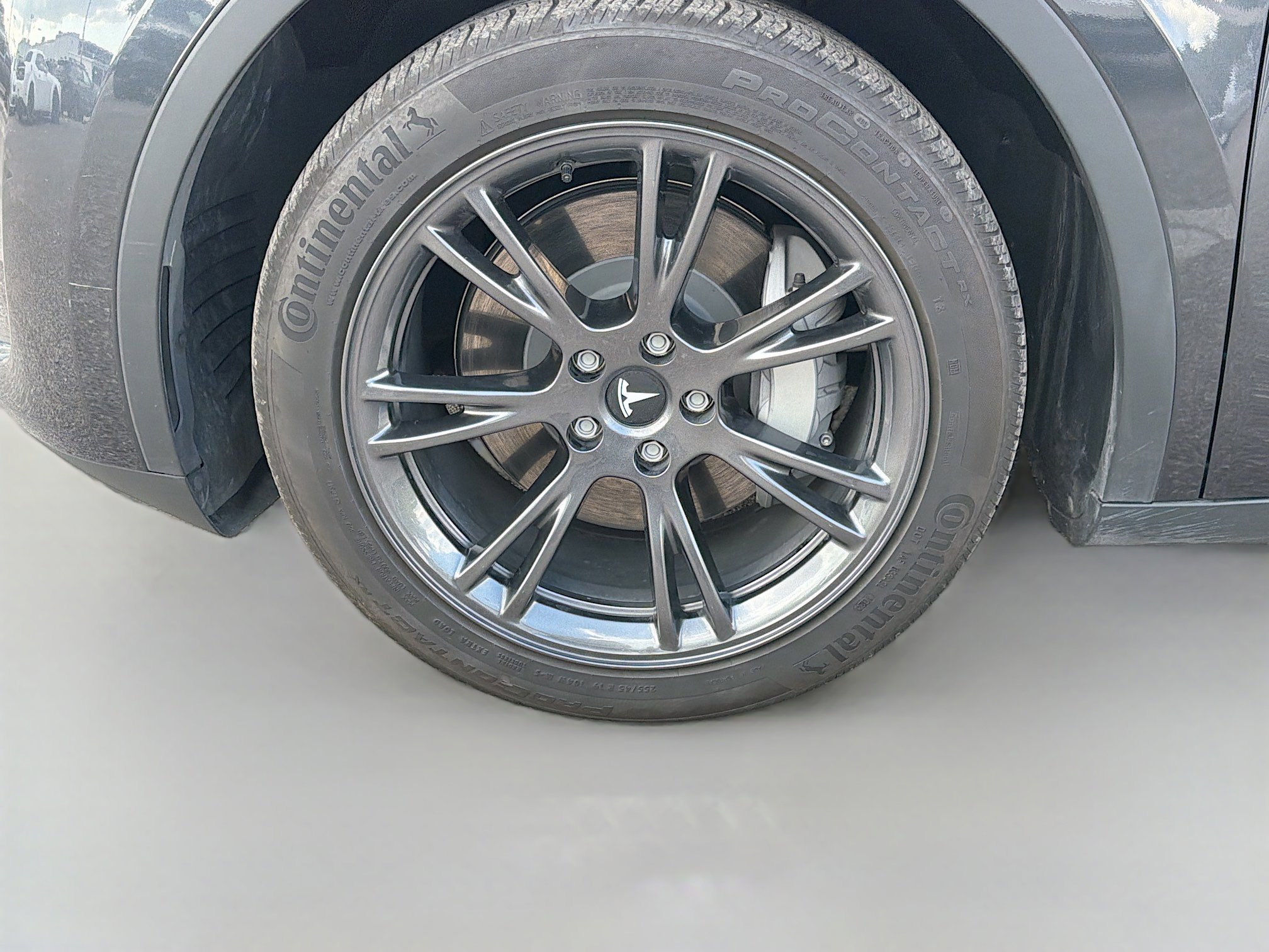 Used 2024 Tesla Model Y Long Range image 39