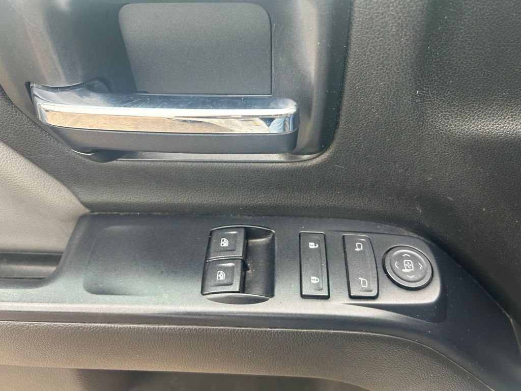 Used 2015 Chevrolet Silverado 1500 W/T w/ WT Convenience Package AWD/4WD image 18