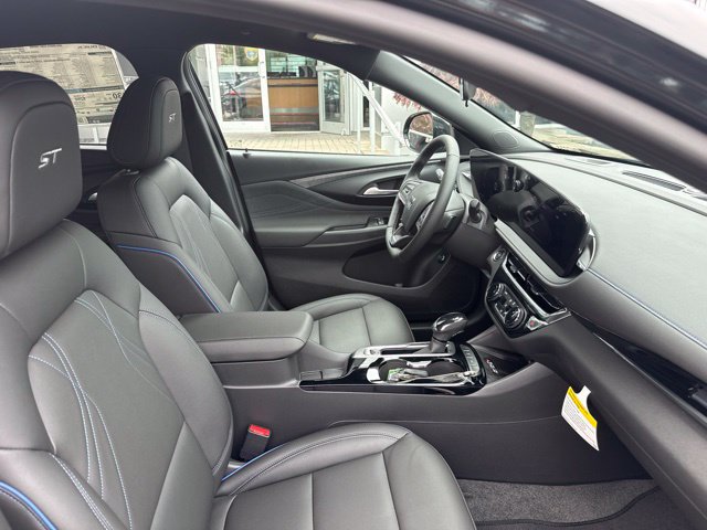 New 2026 Buick Envista Sport Touring w/ Convenience I Package FWD image 19