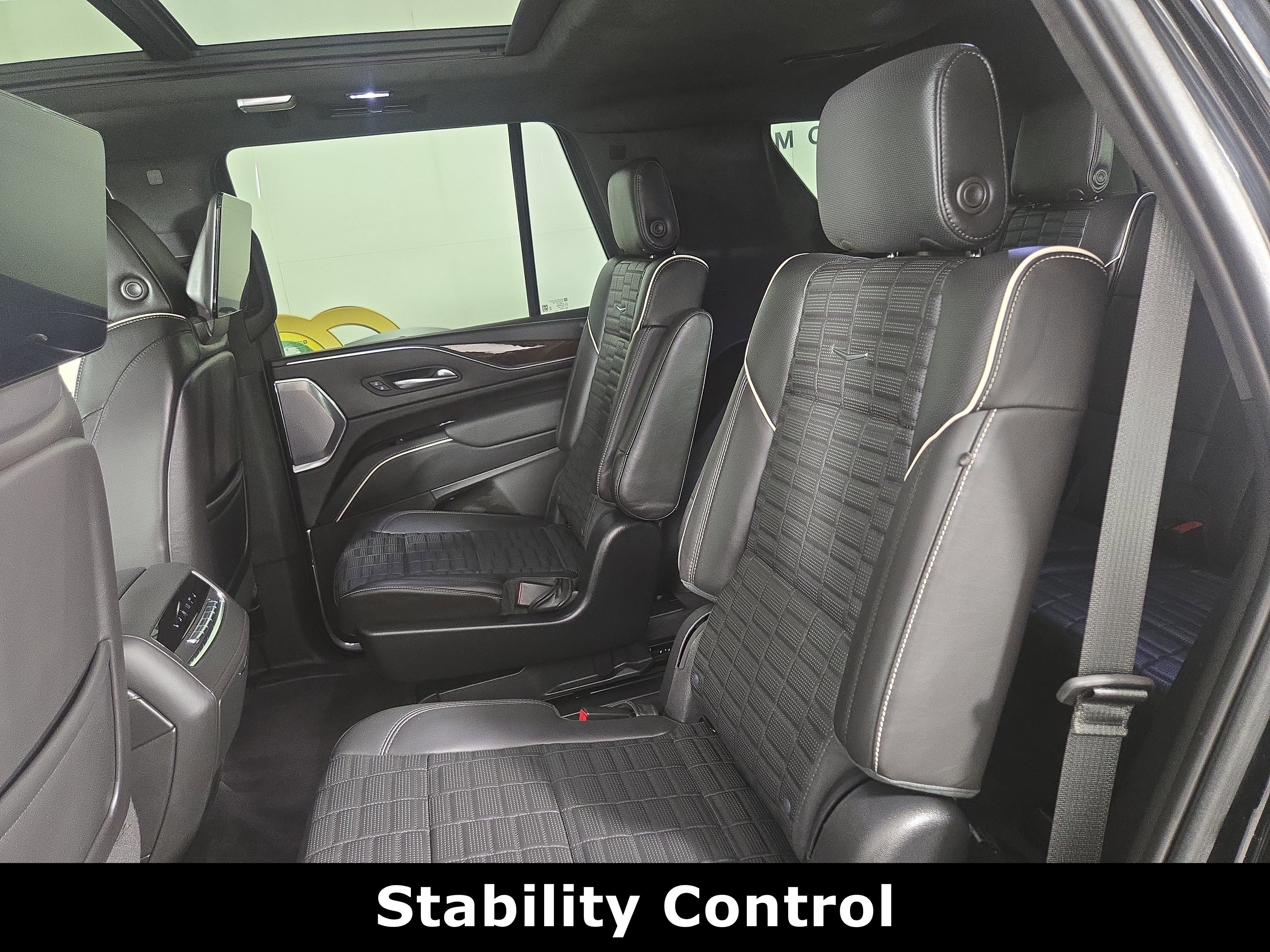 Used 2023 Cadillac Escalade Sport Platinum AWD/4WD image 12
