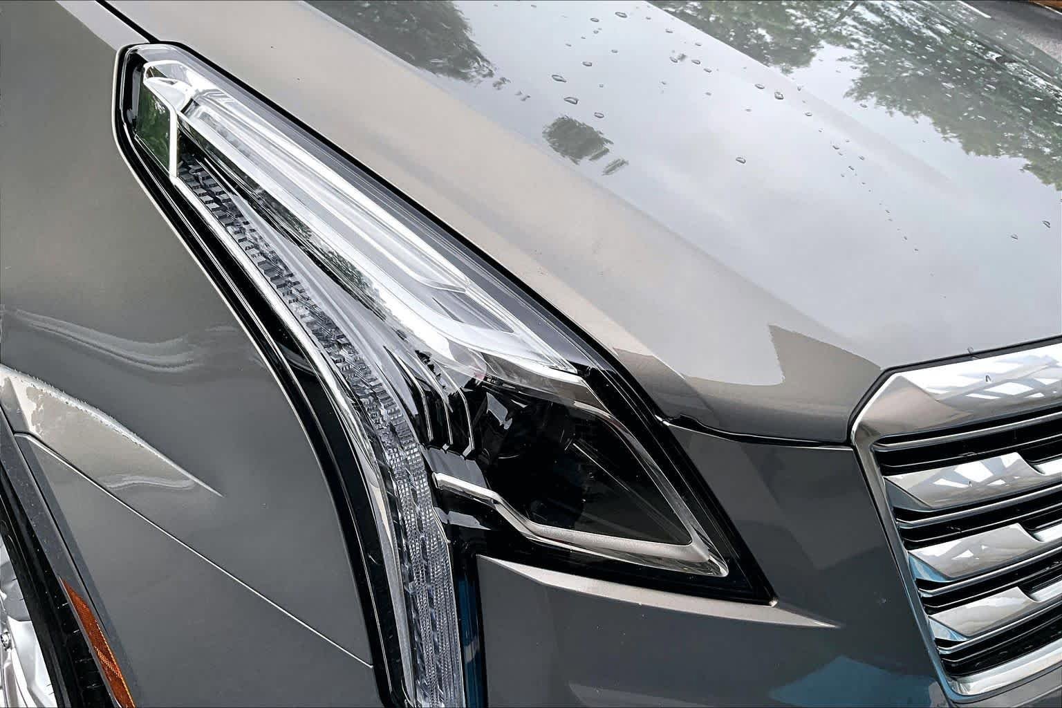 Used 2017 Cadillac XT5 Premium Luxury w/ LPO, Wheel Lock Package FWD image 28