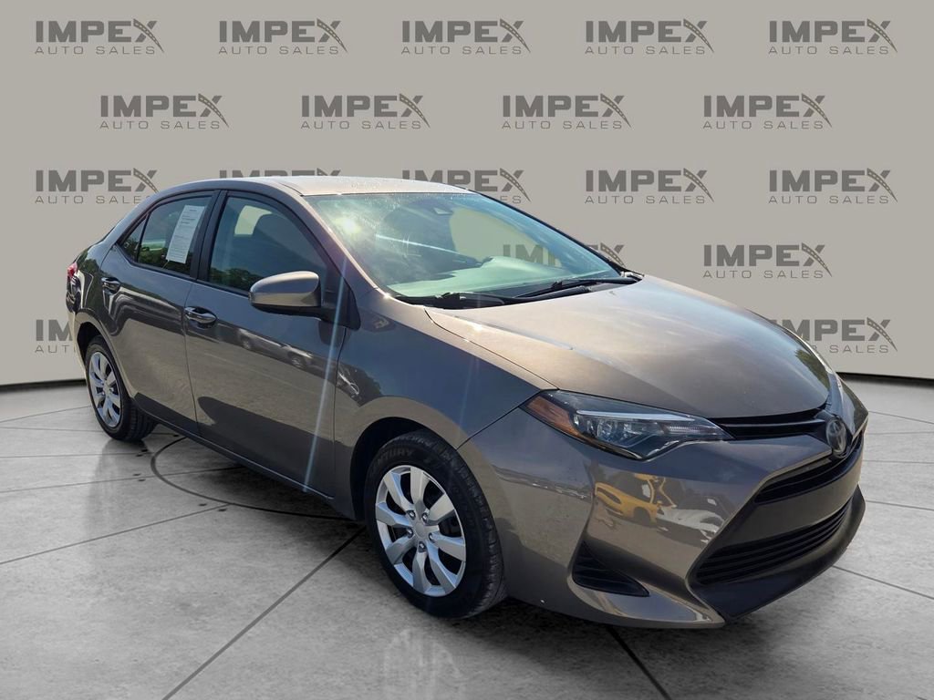 Used 2019 Toyota Corolla LE image 7